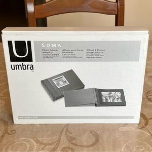TD Canada Trust Umbra Photo Album